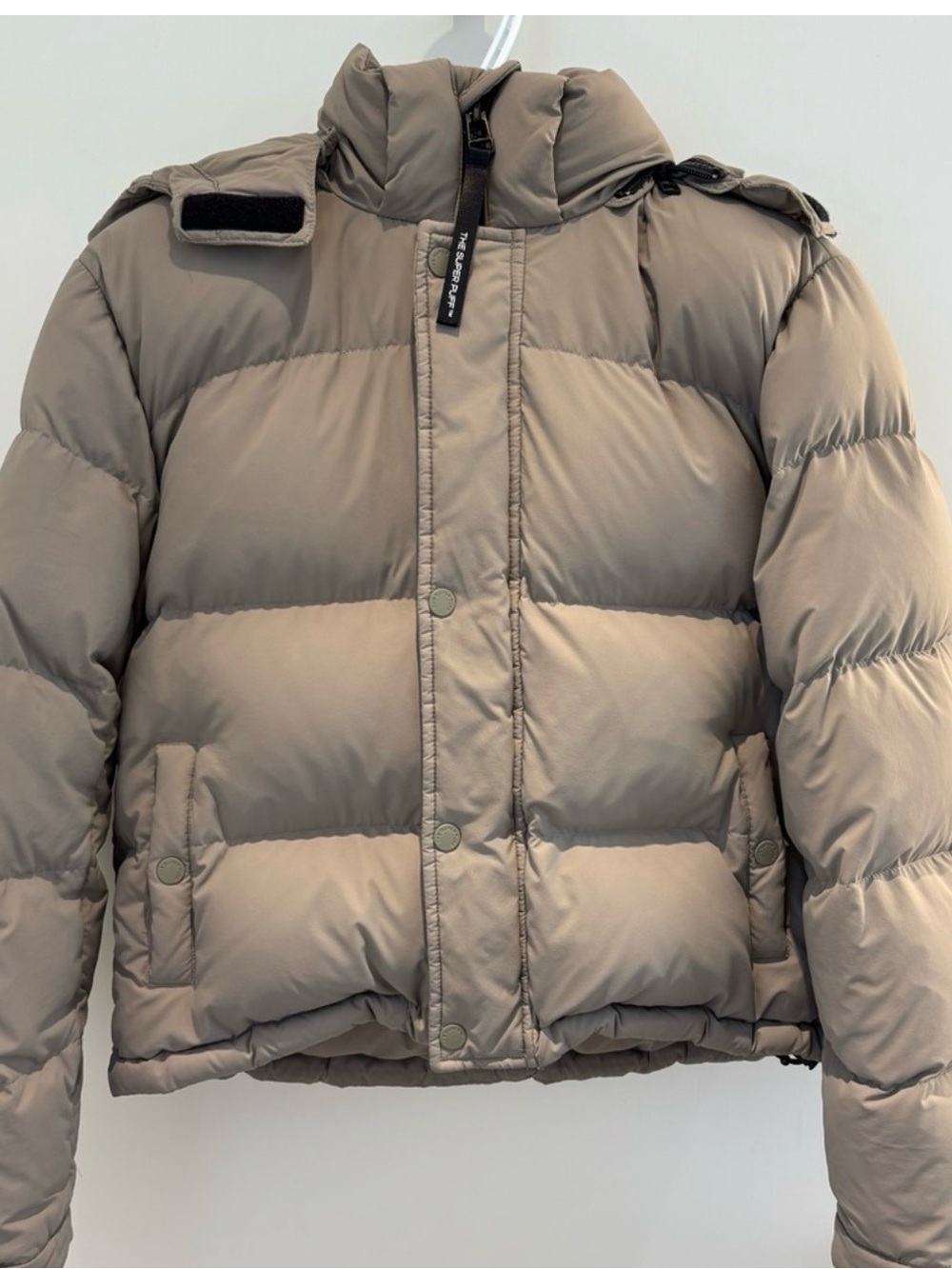 Aritzia Super Puff Shorty Jacket in Modern Taupe